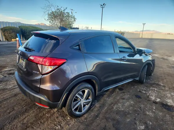 3CZRU6H52MM725675 — 2021 Honda HR-V, фото 3 с аукциона Copart, Передняя часть