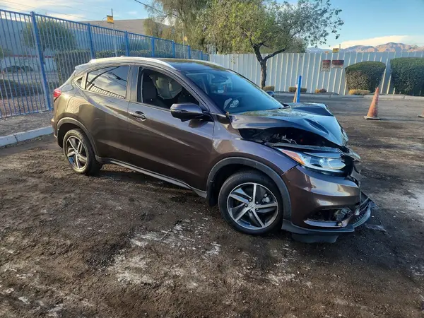 3CZRU6H52MM725675 — 2021 Honda HR-V, фото 4 с аукциона Copart, Передняя часть