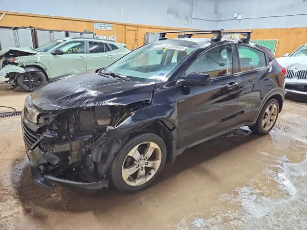 3CZRU6H35NM726416 — 2022 Honda HR-V, Передняя часть (Front End), фото до ремонта
