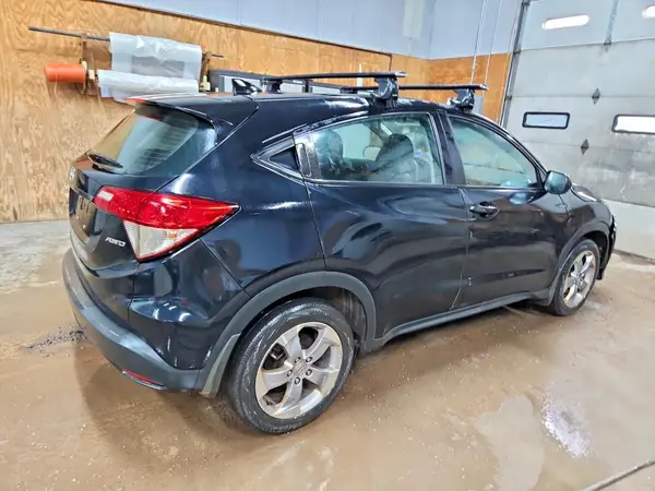 3CZRU6H35NM726416 — 2022 Honda HR-V, фото 3 с аукциона Copart, Передняя часть
