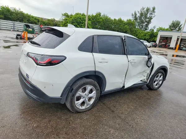3CZRZ1H38PM724554 — 2023 Honda HR-V, фото 3 с аукциона Copart, Боковая часть