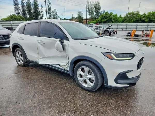 3CZRZ1H38PM724554 — 2023 Honda HR-V, фото 4 с аукциона Copart, Боковая часть