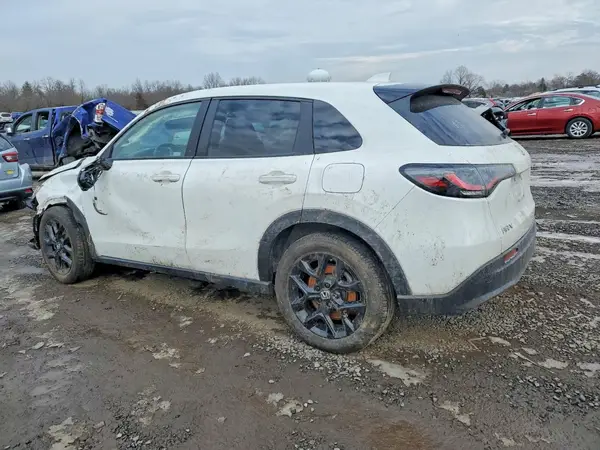 3CZRZ2H53PM738093 — 2023 Honda HR-V, фото 2 с аукциона Copart, Передняя часть