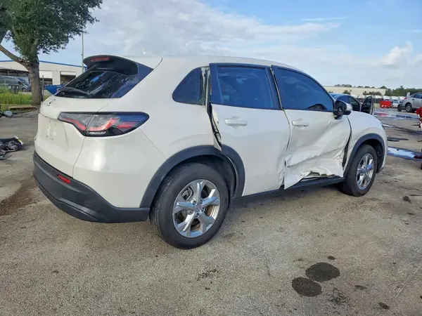 3CZRZ1H35RM758468 — 2024 Honda HR-V, фото 3 с аукциона Copart, Боковая часть