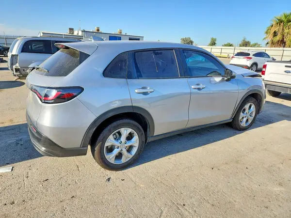 3CZRZ1H35SM720180 — 2025 Honda HR-V, фото 3 с аукциона Copart 25.09.2026, Передняя часть