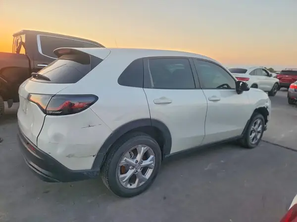 3CZRZ1H30SM737940 — 2025 Honda HR-V, фото 3 с аукциона Copart 08.10.2026, Ходовая часть