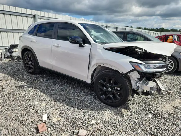 3CZRZ1H53SM705548 — 2025 Honda HR-V, фото 4 с аукциона Copart 02.10.2026, Передняя часть