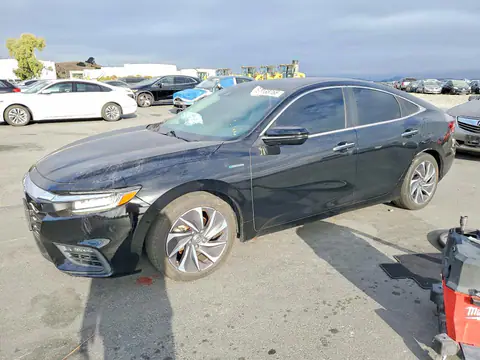 19XZE4F93KE013891 — 2019 Honda Insight, Задняя часть (Rear End), фото до ремонта