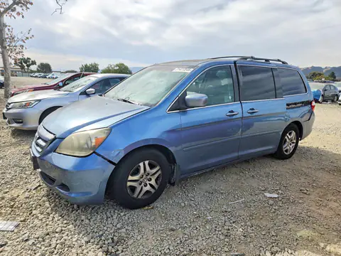5FNRL38745B092918 — 2005 Honda Odyssey, Задняя часть (Rear End), фото до ремонта