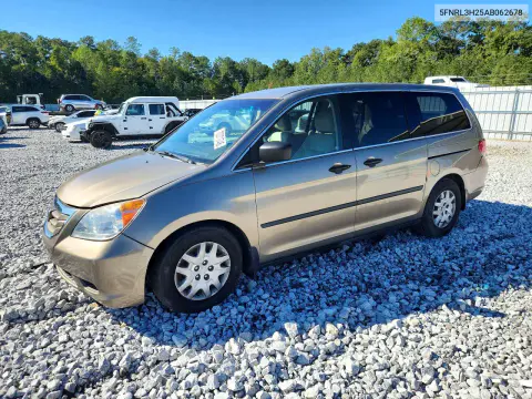 5FNRL3H25AB062678 — 2010 Honda Odyssey, Задняя часть, фото до ремонта