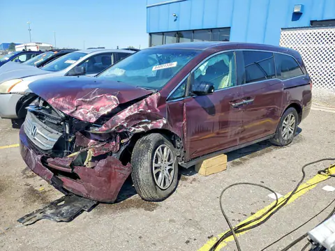 5FNRL5H60CB116390 — 2012 Honda Odyssey, Передняя часть (Front End), фото до ремонта