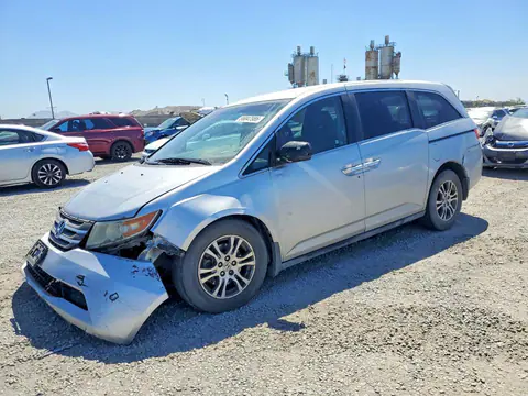 5FNRL5H4XCB092209 — 2012 Honda Odyssey, Передняя часть (Front End), фото до ремонта