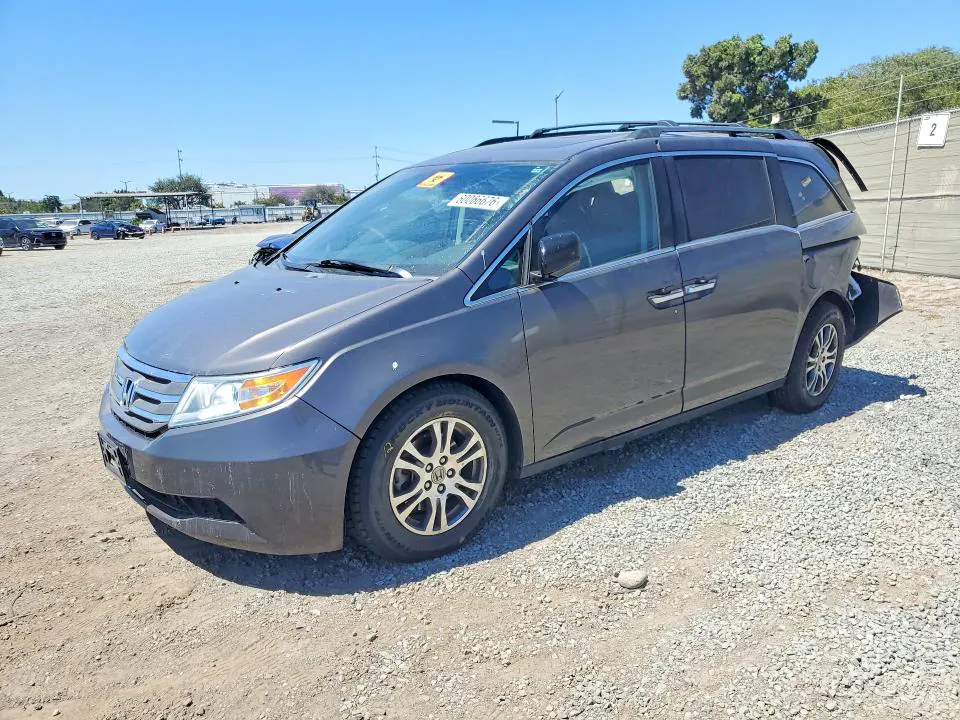 2013 HONDA ODYSSEY VIN 5FNRL5H62DB024540 фото 1