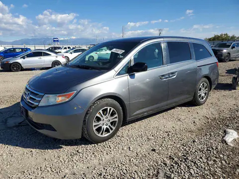 5FNRL5H4XDB051256 — 2013 Honda Odyssey, Передняя часть (Front End), фото до ремонта