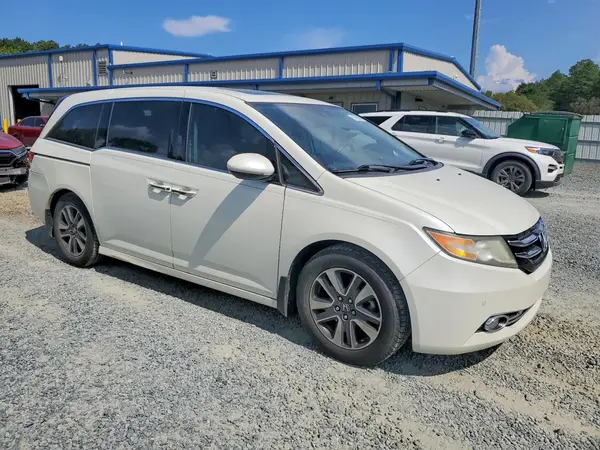 5FNRL5H92GB105035 — 2016 Honda Odyssey, фото 4 с аукциона Copart, Задняя часть