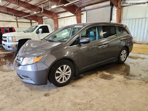 5FNRL5H69GB087106 — 2016 Honda Odyssey, Передняя часть, фото до ремонта