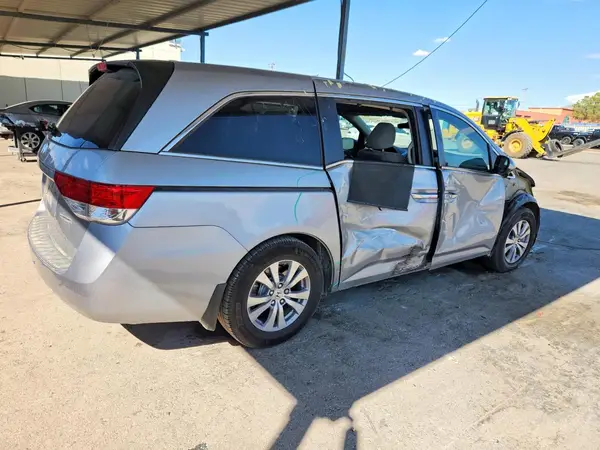 5FNRL5H3XHB020926 — 2017 Honda Odyssey, фото 3 с аукциона Copart, Боковая часть