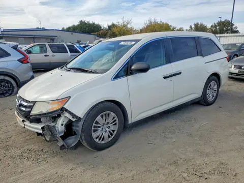 5FNRL5H20HB017413 — 2017 Honda Odyssey, Передняя часть (Front End), фото до ремонта