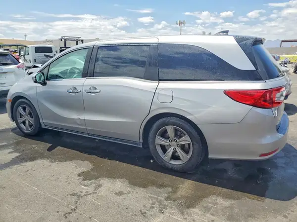 5FNRL6H58JB076067 — 2018 Honda Odyssey, фото 2 с аукциона Copart 28.09.2026, Мелкие вмятины и царапины