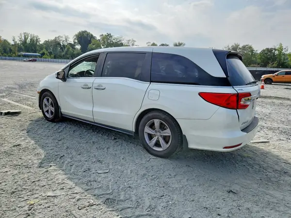 5FNRL6H70JB083936 — 2018 Honda Odyssey, фото 2 с аукциона Copart, Подтопление