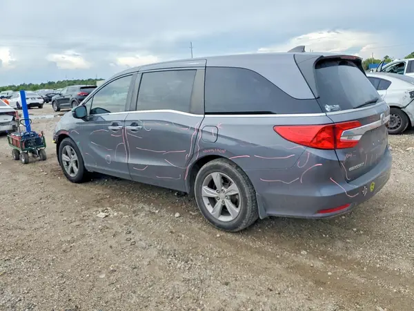 5FNRL6H76JB083326 — 2018 Honda Odyssey, фото 2 с аукциона Copart 12.10.2026, Передняя часть