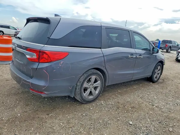 5FNRL6H76JB083326 — 2018 Honda Odyssey, фото 3 с аукциона Copart 12.10.2026, Передняя часть