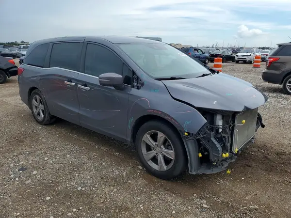 5FNRL6H76JB083326 — 2018 Honda Odyssey, фото 4 с аукциона Copart 12.10.2026, Передняя часть