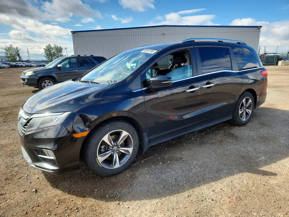 2018 Honda Odyssey VIN 5FNRL6H62JB503087 фото 1
