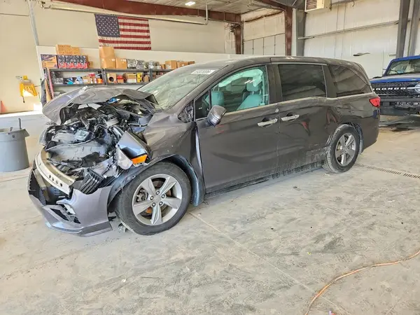 5FNRL6H74JB082109 — 2018 Honda Odyssey, Передняя часть (Front End), фото до ремонта