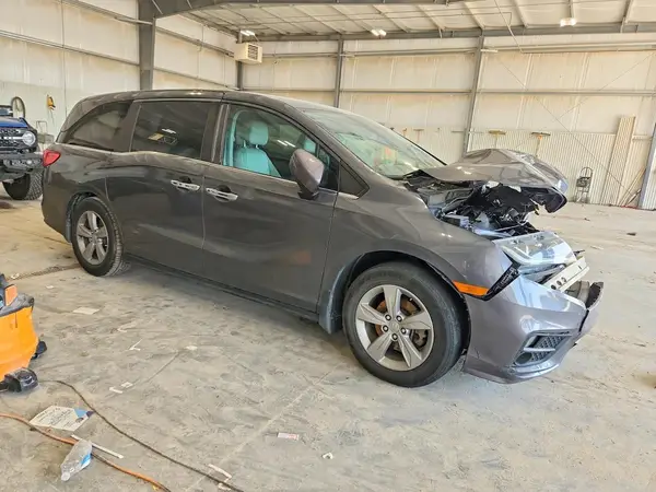 5FNRL6H74JB082109 — 2018 Honda Odyssey, фото 4 с аукциона Copart 06.10.2026, Передняя часть