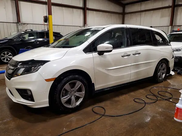 5FNRL6H79JB094563 — 2018 Honda Odyssey, Задняя часть (Rear End), фото до ремонта