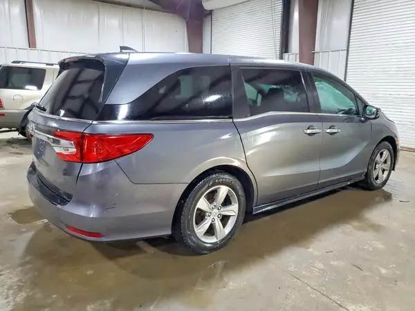 5FNRL6H58JB063853 — 2018 Honda Odyssey, фото 3 с аукциона Copart 07.10.2026, Крыша