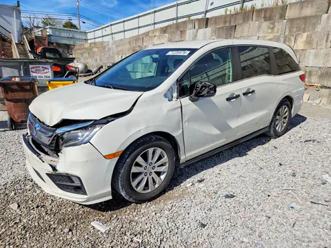 5FNRL6H26JB110805 — 2018 Honda Odyssey, Передняя часть (Front End), фото до ремонта