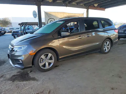 5FNRL6H5XJB104399 — 2018 Honda Odyssey, Боковая часть (Side), фото до ремонта