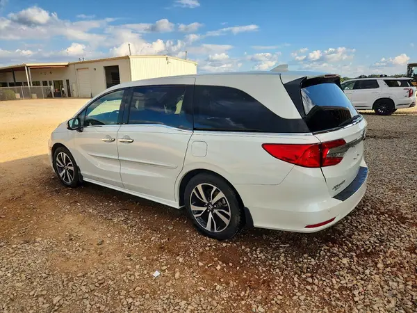 5FNRL6H99KB071190 — 2019 Honda Odyssey, фото 2 с аукциона Copart, Передняя часть