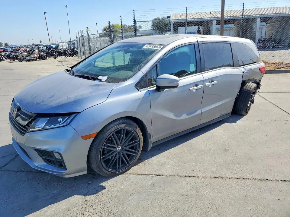 2020 Honda Odyssey VIN 5FNRL6H75LB050286 фото 1