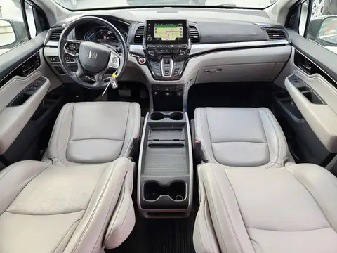 5FNRL6H86PB074899 — 2023 Honda Odyssey, фото 8 с аукциона Copart, Задняя часть