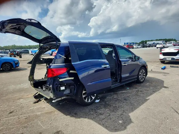 5FNRL6H61RB067604 — 2024 Honda Odyssey, фото 3 с аукциона Copart, Задняя часть