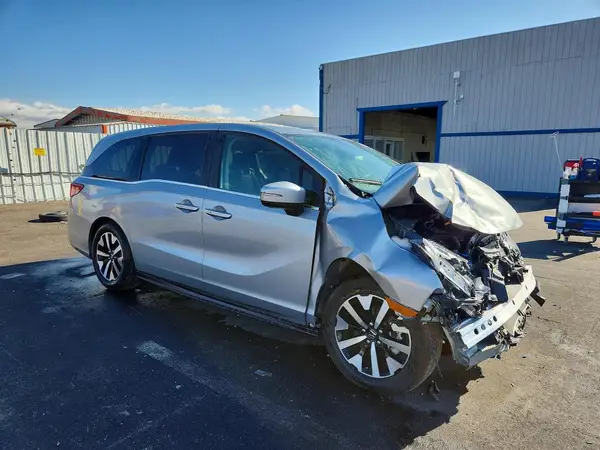 5FNRL6H67SB055849 — 2025 Honda Odyssey, фото 4 с аукциона Copart 28.09.2026, Передняя часть