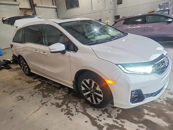 5FNRL6H97TB049979 — 2026 Honda Odyssey, фото 4 с аукциона Copart, Задняя часть