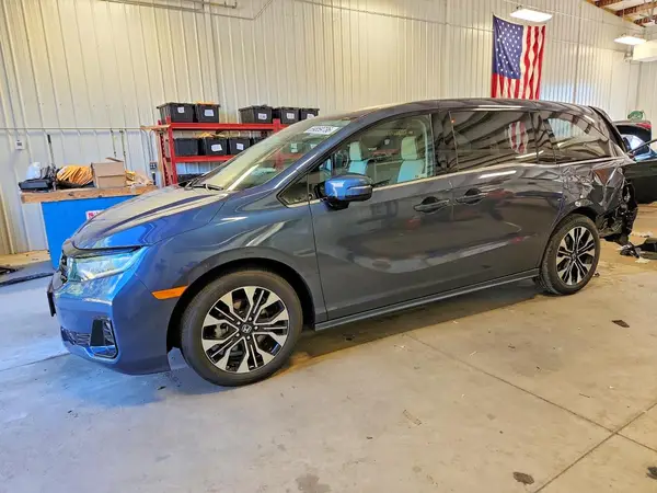 5FNRL6H95TB048796 — 2026 Honda Odyssey, Задняя часть (Rear End), фото до ремонта