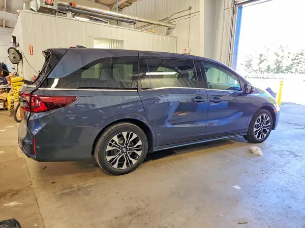 5FNRL6H95TB048796 — 2026 Honda Odyssey, фото 3 с аукциона Copart 01.10.2026, Задняя часть