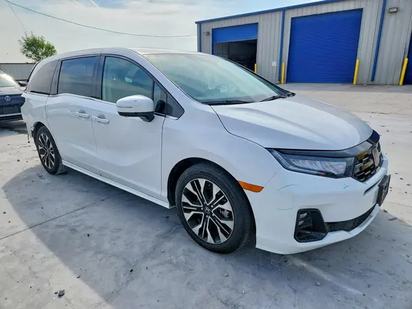 5FNRL6H92TB002357 — 2026 Honda Odyssey, фото 4 с аукциона Copart, Задняя часть