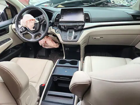 5FNRL6H68TB027818 — 2026 Honda Odyssey, фото 8 с аукциона Copart, Передняя часть