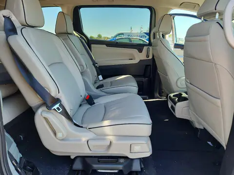 5FNRL6H89TB057007 — 2026 Honda Odyssey, Задняя часть, фото до ремонта