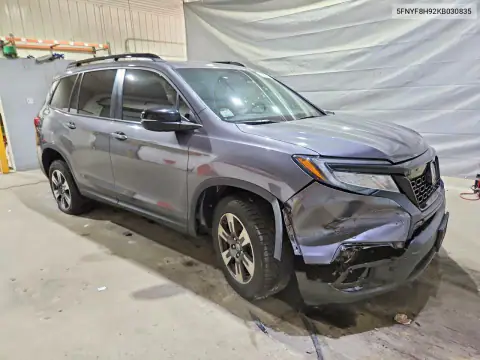 5FNYF8H92KB030835 — 2019 Honda Passport, фото 4 с аукциона Copart, Повреждения со всех сторон