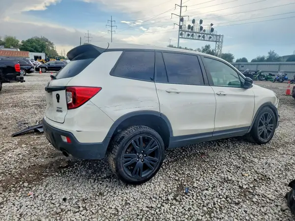 2019 HONDA PASSPORT VIN 5FNYF8H22KB015139 фото 3