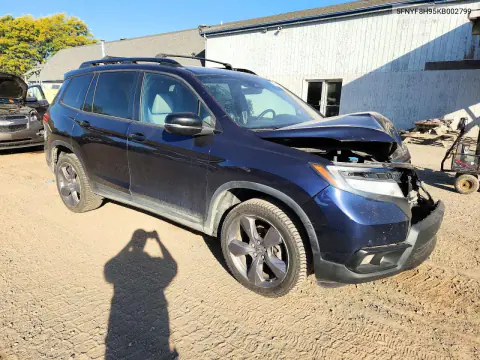 2019 Honda Passport Touring VIN 5FNYF8H95KB002799 фото 4