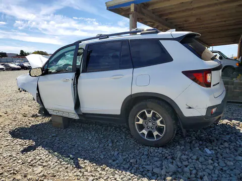 2022 Honda Passport VIN 5FNYF8H6XNB001318 фото 2