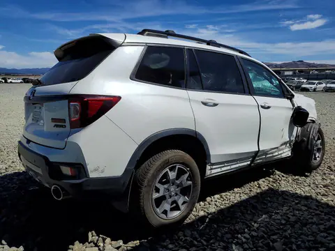 2022 Honda Passport VIN 5FNYF8H6XNB001318 фото 3